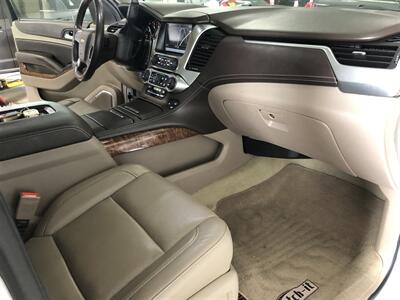2016 Chevrolet Suburban LTZ   - Photo 28 - Saint Louis, MI 48880-9800
