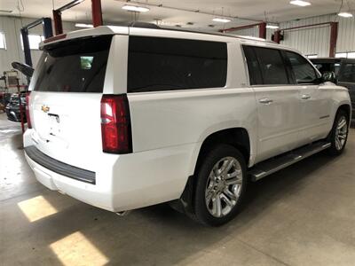 2016 Chevrolet Suburban LTZ   - Photo 6 - Saint Louis, MI 48880-9800