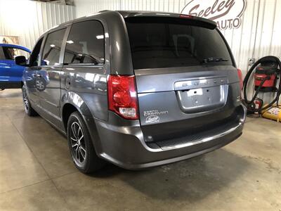 2017 Dodge Grand Caravan GT   - Photo 3 - Saint Louis, MI 48880-9800