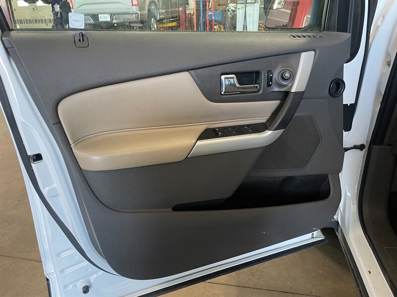 2014 Ford Edge SE - Photo 19 - Saint Louis, MI 48880-9800