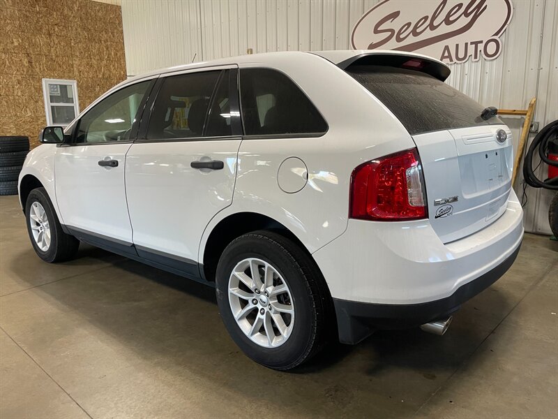 2014 Ford Edge SE - Photo 3 - Saint Louis, MI 48880-9800