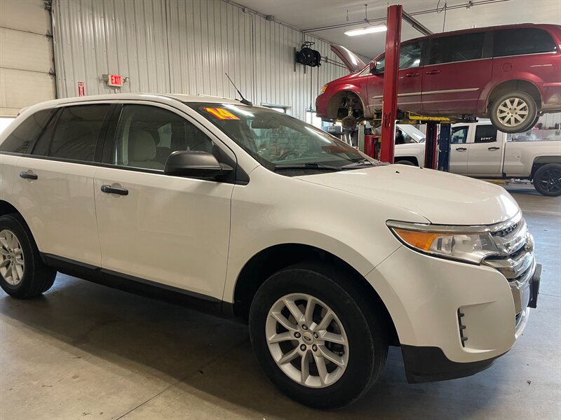 2014 Ford Edge SE - Photo 5 - Saint Louis, MI 48880-9800