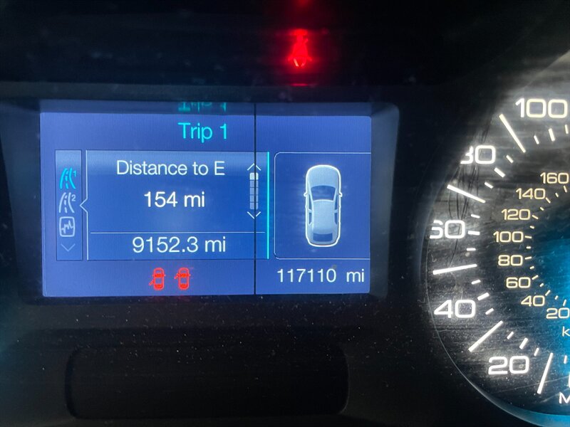 2014 Ford Edge SE - Photo 9 - Saint Louis, MI 48880-9800