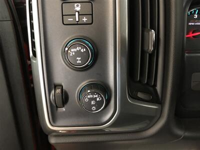 2017 Chevrolet Silverado 1500 LT   - Photo 12 - Saint Louis, MI 48880-9800