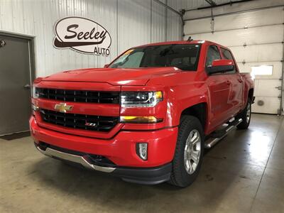 2017 Chevrolet Silverado 1500 LT   - Photo 2 - Saint Louis, MI 48880-9800