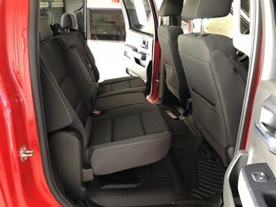 2017 Chevrolet Silverado 1500 LT   - Photo 18 - Saint Louis, MI 48880-9800