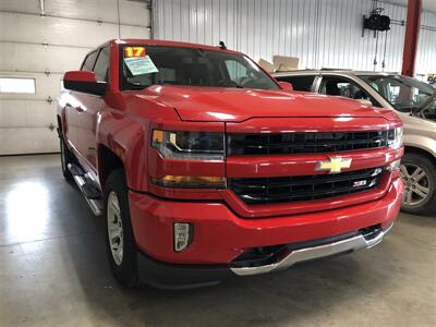 2017 Chevrolet Silverado 1500 LT   - Photo 4 - Saint Louis, MI 48880-9800