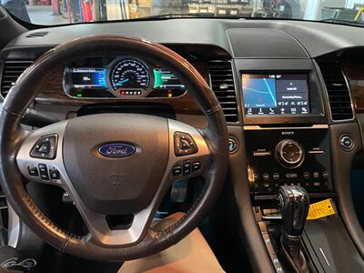2017 Ford Taurus Limited - Photo 8 - Saint Louis, MI 48880-9800