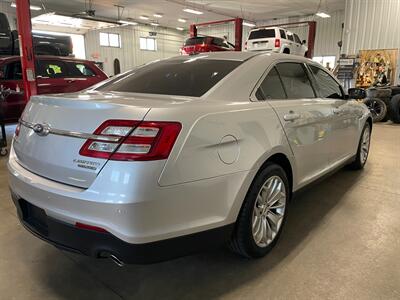 2017 Ford Taurus Limited - Photo 5 - Saint Louis, MI 48880-9800
