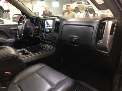 2018 Chevrolet Silverado 1500 LTZ   - Photo 15 - Saint Louis, MI 48880-9800