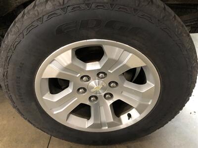 2018 Chevrolet Silverado 1500 LTZ   - Photo 17 - Saint Louis, MI 48880-9800