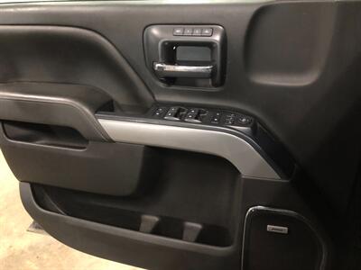 2018 Chevrolet Silverado 1500 LTZ   - Photo 16 - Saint Louis, MI 48880-9800