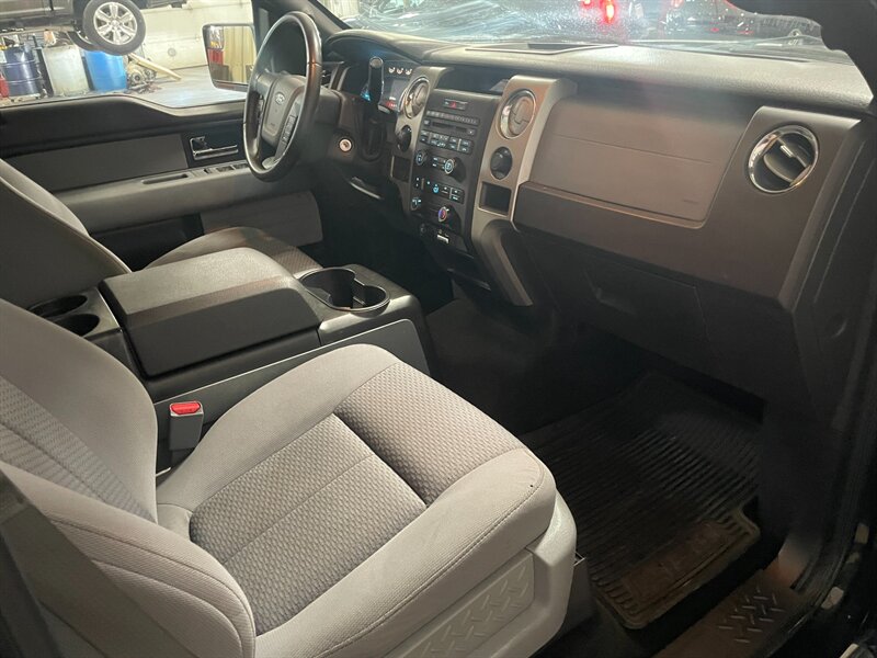 2012 Ford F-150 XLT - Photo 15 - Saint Louis, MI 48880-9800