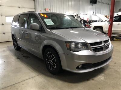 2017 Dodge Grand Caravan GT   - Photo 5 - Saint Louis, MI 48880-9800