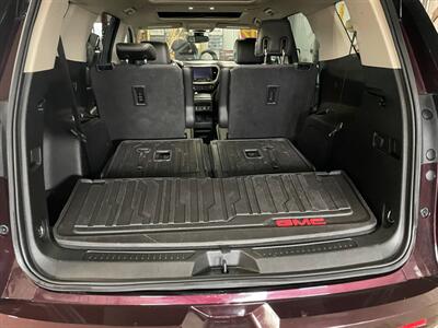 2017 GMC Acadia Denali   - Photo 8 - Saint Louis, MI 48880-9800