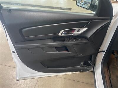 2017 GMC Terrain SLT - Photo 19 - Saint Louis, MI 48880-9800