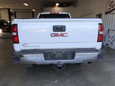 2018 GMC Sierra 3500   - Photo 23 - Saint Louis, MI 48880-9800