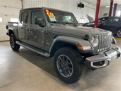 2020 Jeep Gladiator Overland   - Photo 6 - Saint Louis, MI 48880-9800