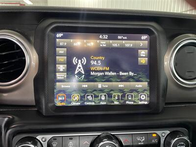 2020 Jeep Gladiator Overland - Photo 13 - Saint Louis, MI 48880-9800