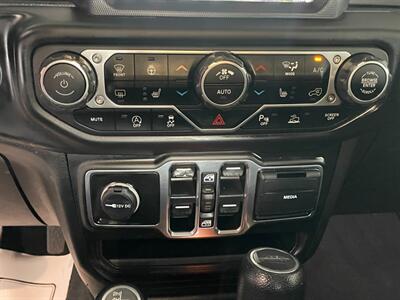 2020 Jeep Gladiator Overland - Photo 19 - Saint Louis, MI 48880-9800