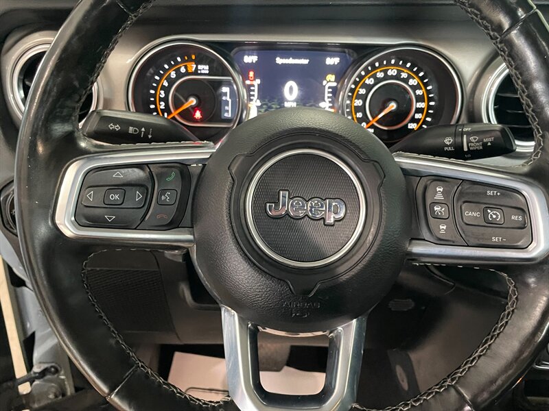 2020 Jeep Gladiator Overland - Photo 18 - Saint Louis, MI 48880-9800