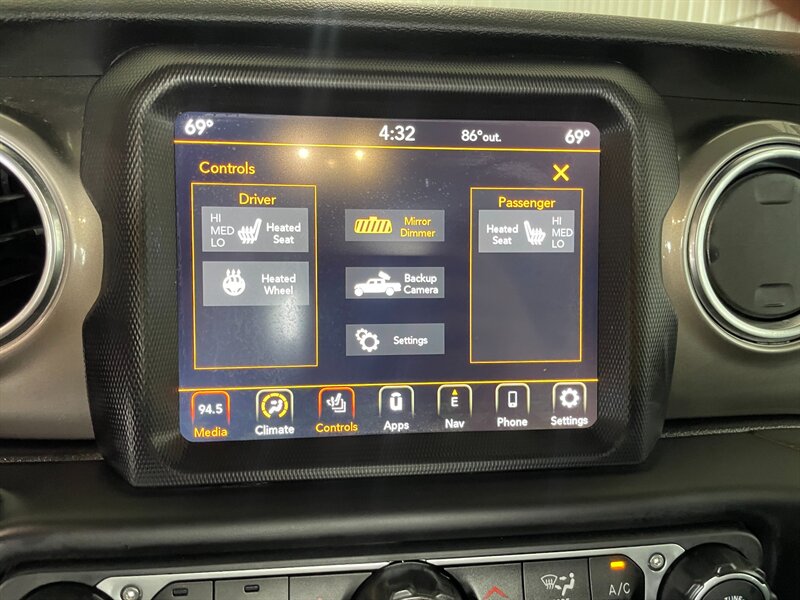 2020 Jeep Gladiator Overland - Photo 14 - Saint Louis, MI 48880-9800