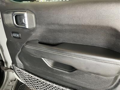 2020 Jeep Gladiator Overland - Photo 28 - Saint Louis, MI 48880-9800