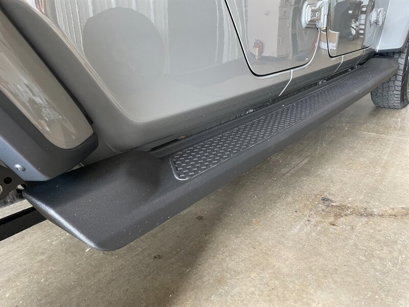 2020 Jeep Gladiator Overland - Photo 29 - Saint Louis, MI 48880-9800