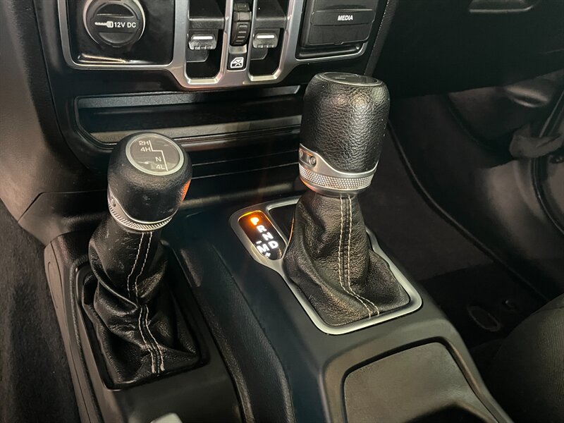 2020 Jeep Gladiator Overland - Photo 20 - Saint Louis, MI 48880-9800