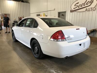 2016 Chevrolet Impala Limited Police   - Photo 3 - Saint Louis, MI 48880-9800