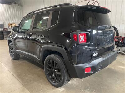 2017 Jeep Renegade Altitude   - Photo 3 - Saint Louis, MI 48880-9800