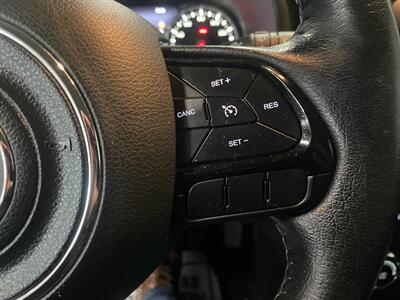 2017 Jeep Renegade Altitude   - Photo 11 - Saint Louis, MI 48880-9800