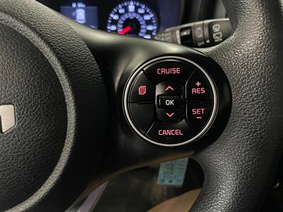 2022 Kia Soul LX   - Photo 12 - Saint Louis, MI 48880-9800