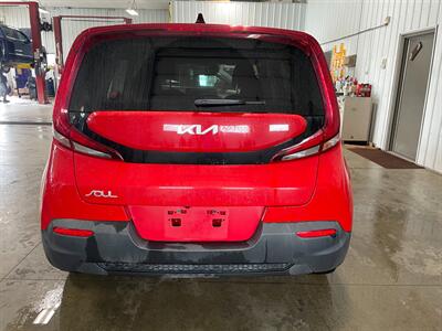 2022 Kia Soul LX   - Photo 23 - Saint Louis, MI 48880-9800