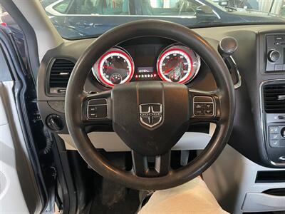 2020 Dodge Grand Caravan SE - Photo 8 - Saint Louis, MI 48880-9800
