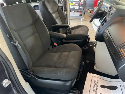 2020 Dodge Grand Caravan SE - Photo 16 - Saint Louis, MI 48880-9800