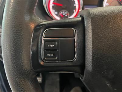 2020 Dodge Grand Caravan SE - Photo 10 - Saint Louis, MI 48880-9800