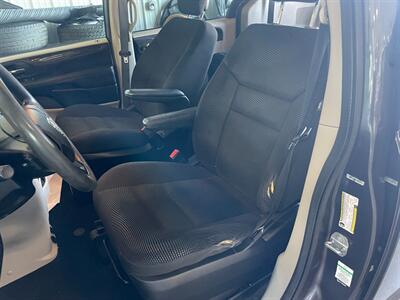 2020 Dodge Grand Caravan SE - Photo 13 - Saint Louis, MI 48880-9800