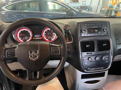 2020 Dodge Grand Caravan SE - Photo 7 - Saint Louis, MI 48880-9800