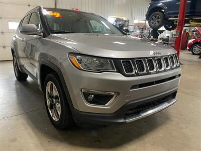 2019 Jeep Compass Limited   - Photo 4 - Saint Louis, MI 48880-9800