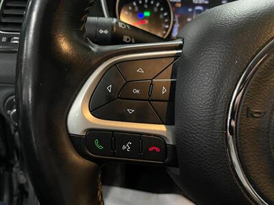 2019 Jeep Compass Limited   - Photo 9 - Saint Louis, MI 48880-9800