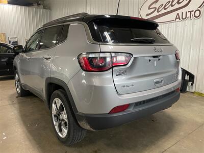 2019 Jeep Compass Limited   - Photo 3 - Saint Louis, MI 48880-9800