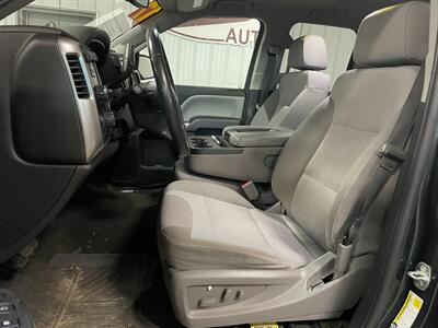 2017 Chevrolet Silverado 1500 LT   - Photo 15 - Saint Louis, MI 48880-9800