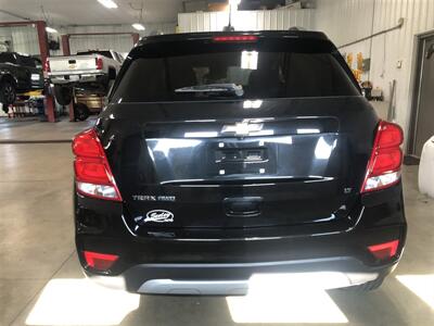 2019 Chevrolet Trax LT   - Photo 22 - Saint Louis, MI 48880-9800
