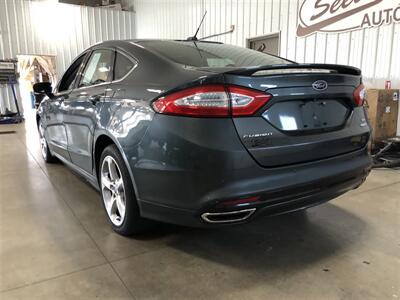 2016 Ford Fusion SE   - Photo 3 - Saint Louis, MI 48880-9800