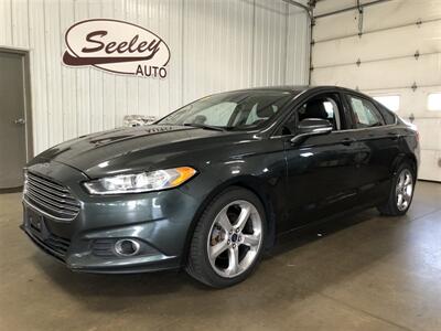 2016 Ford Fusion SE   - Photo 1 - Saint Louis, MI 48880-9800