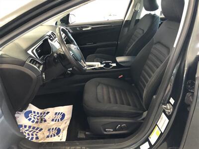 2016 Ford Fusion SE   - Photo 15 - Saint Louis, MI 48880-9800