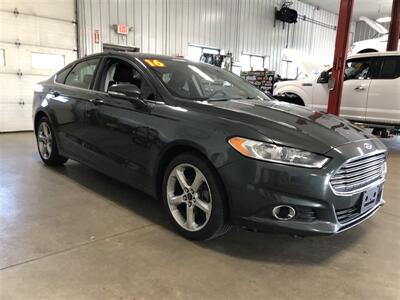 2016 Ford Fusion SE   - Photo 5 - Saint Louis, MI 48880-9800