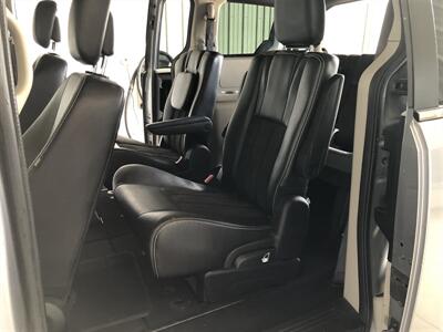 2020 Dodge Grand Caravan SXT   - Photo 15 - Saint Louis, MI 48880-9800