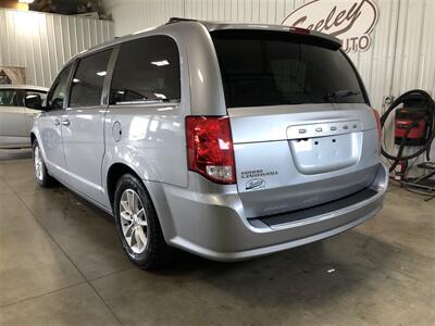 2020 Dodge Grand Caravan SXT   - Photo 3 - Saint Louis, MI 48880-9800